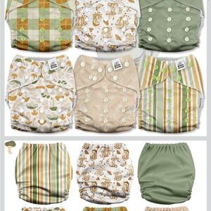 Pocket cloth diapers for babies- adjustable, never used- reusable washable
